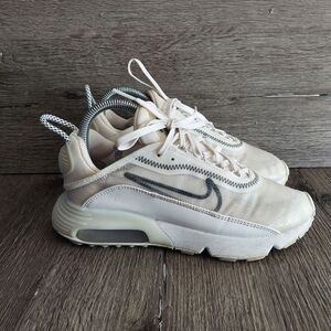 Nike Air Max White Running Shoes Sneakers 2090 CK2612-100 Womens Size 6